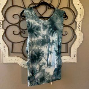 POL medium tank top with super cute details